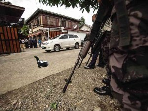 armed police force citizen to retrieve skunk after neighbor complained that he had sent it to spray them "attack skunk"